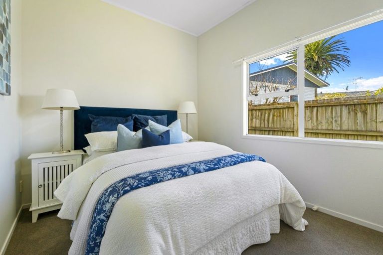 Photo of property in 91 Coronation Road, Mangere Bridge, Auckland, 2022