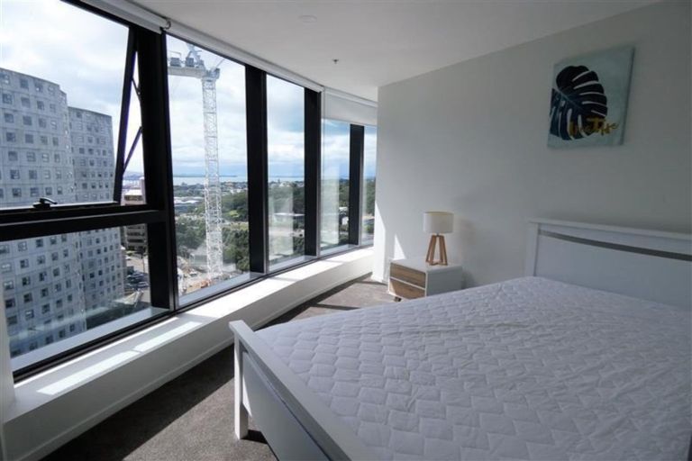 Photo of property in 801/18 Saint Martins Lane, Grafton, Auckland, 1010