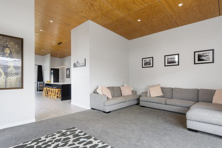 Photo of property in 23 Selliera Place, Papamoa Beach, Papamoa, 3118