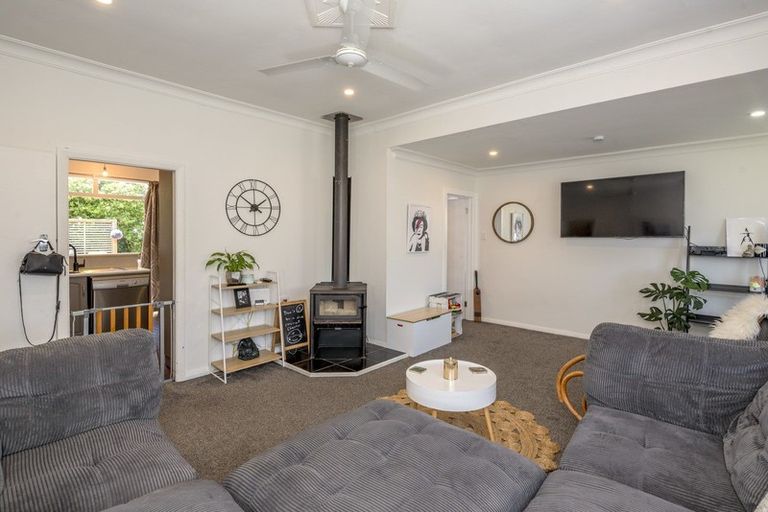 Photo of property in 27 Wilton Street, Levin, 5510