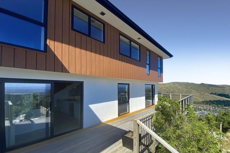 Photo of property in 15 Parkridge Place, Mount Pleasant, Christchurch, 8081