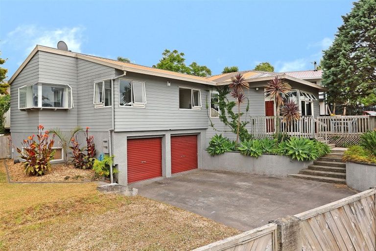 Photo of property in 62 Vintage Drive, Henderson, Auckland, 0612