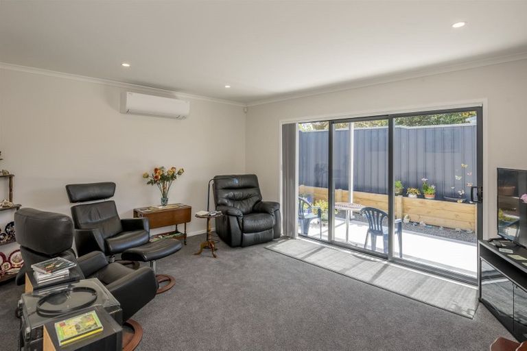 Photo of property in 69a Trafalgar Street, Levin, 5510
