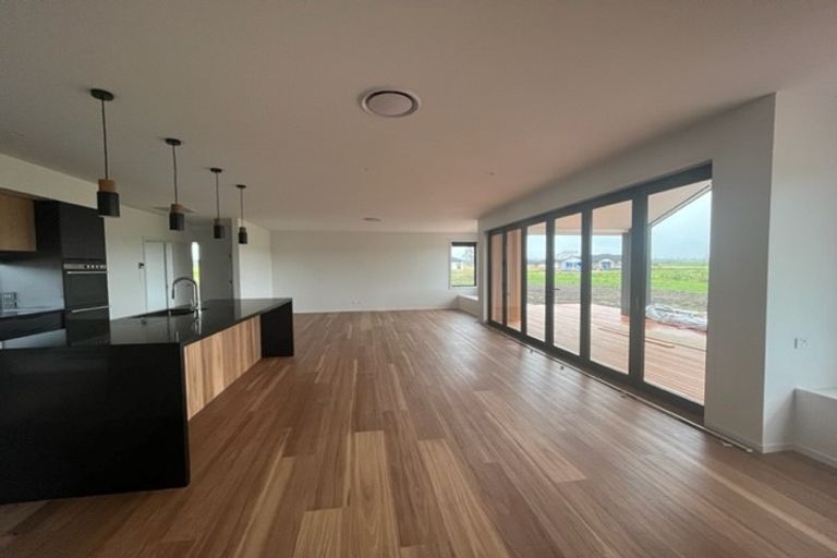 Photo of property in 8 The Lakes Drive, Kerikeri, 0230