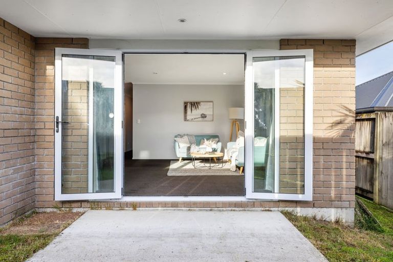 Photo of property in 6 Queens Park Crescent, Frankton, Hamilton, 3204