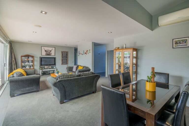 Photo of property in 4 Hawk Hill Crescent, Cooks Beach, Whitianga, 3591