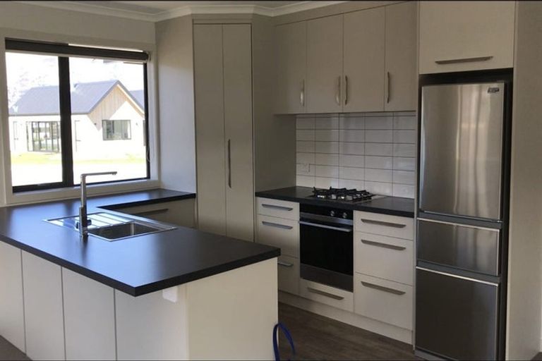 Photo of property in 9 Teal Place, Lake Hawea, 9382