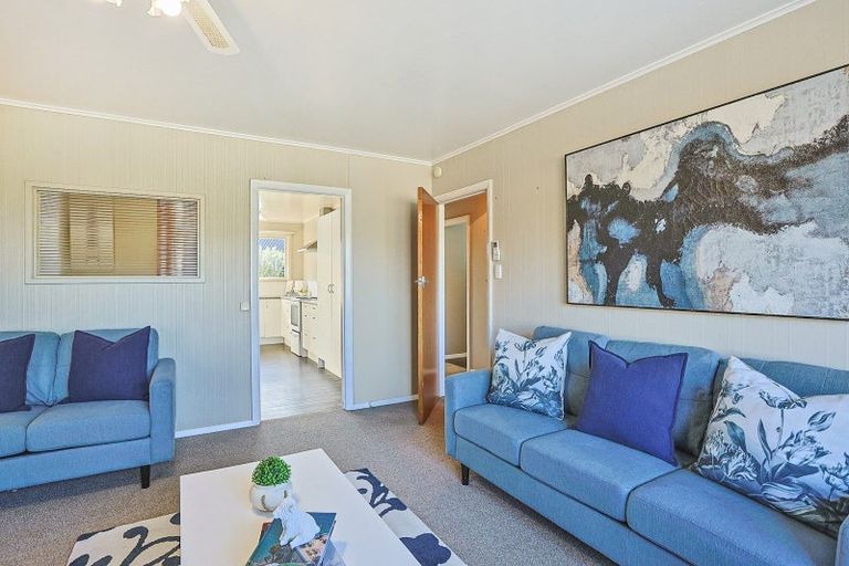 Photo of property in 2/65 Middle Road, Havelock North, 4130