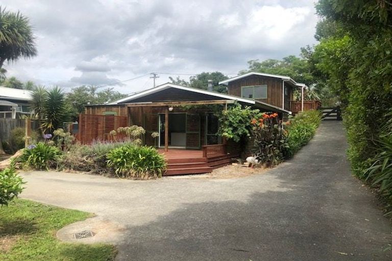 Photo of property in 14 Tui Road, Raumati Beach, Paraparaumu, 5032