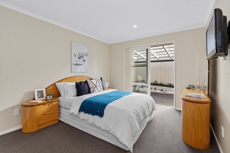 Photo of property in 2/24 Alderson Avenue, Hillsborough, Christchurch, 8022