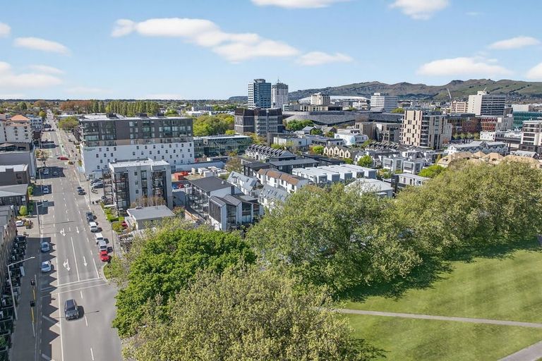 Photo of property in 2/34 Cranmer Square, Christchurch Central, Christchurch, 8013