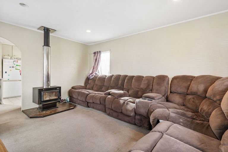 Photo of property in 14 Landette Road, Manurewa, Auckland, 2102