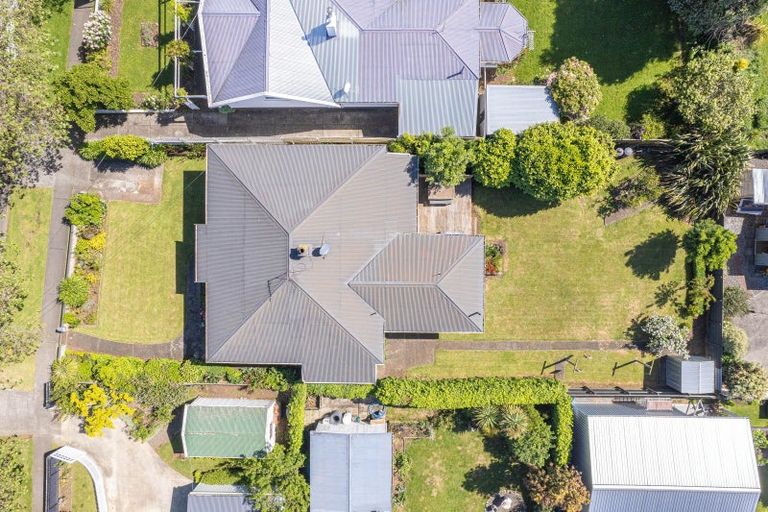 Photo of property in 2 Godwin Crescent, College Estate, Whanganui, 4500