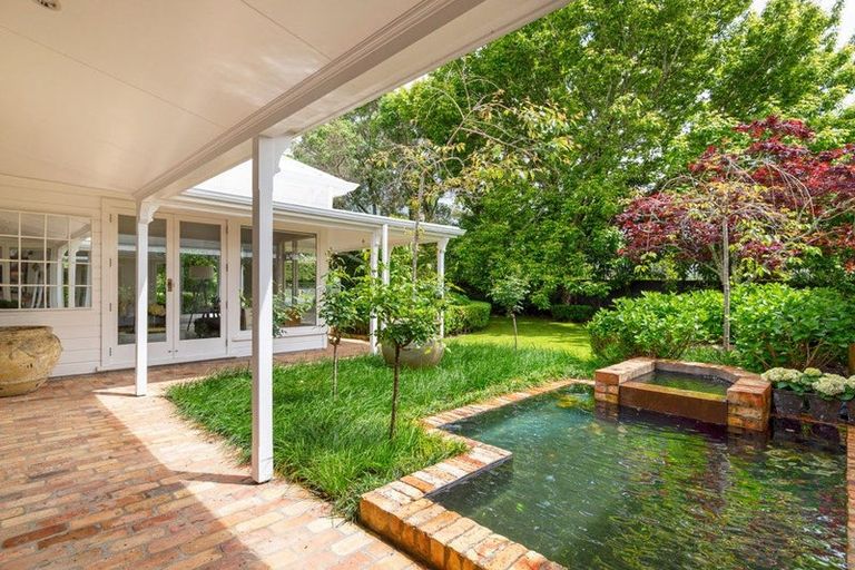 Photo of property in 49b Roland Road, Greenhithe, Auckland, 0632