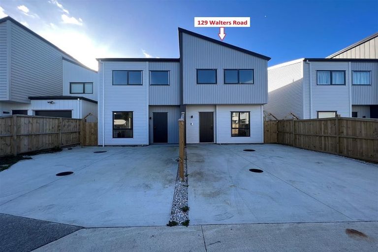 Photo of property in 129 Walters Road, Papakura, Takanini, 2110