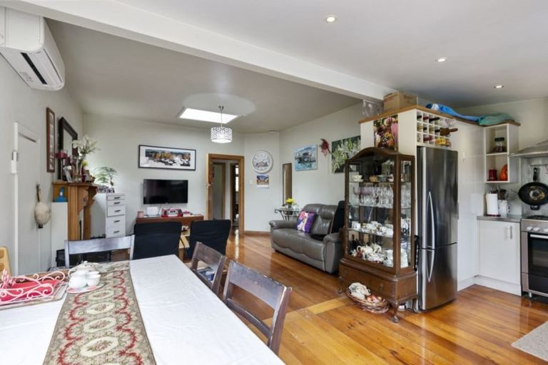 Photo of property in 6 Weld Street, Wadestown, Wellington, 6012