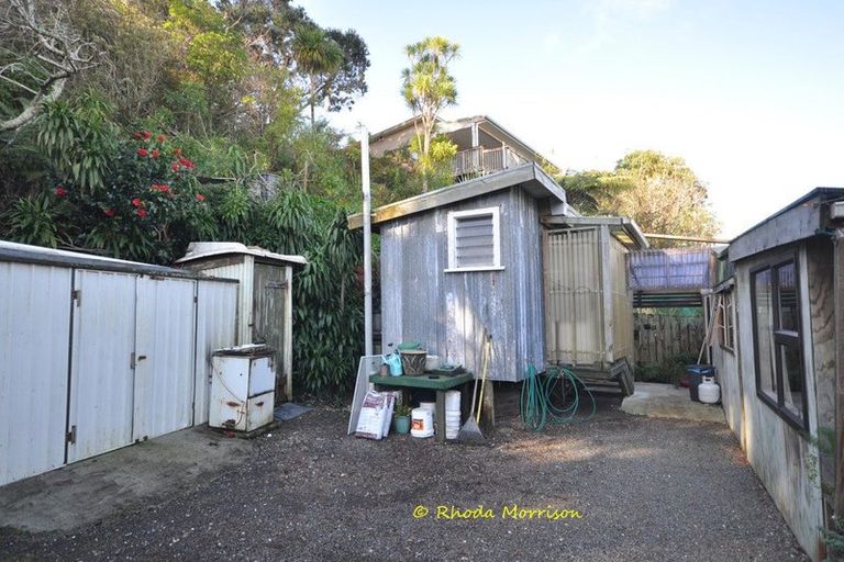 Photo of property in 11 Moana Road, Tinopai, Matakohe, 0593