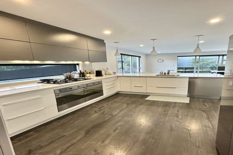 Photo of property in 68 Arran Road, Browns Bay, Auckland, 0630