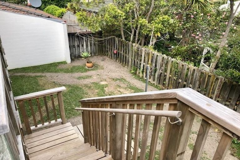 Photo of property in 2/48 Bayswater Avenue, Bayswater, Auckland, 0622