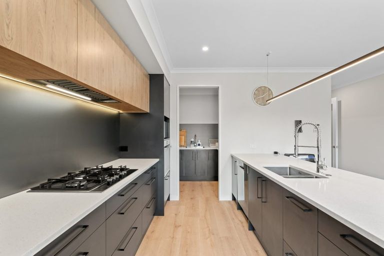 Photo of property in 52 Country Palms Drive, Halswell, Christchurch, 8025