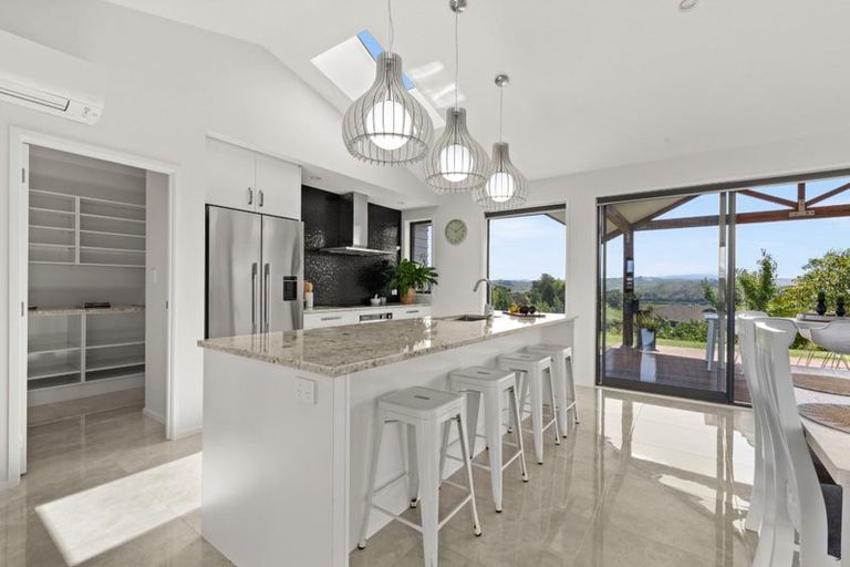 Photo of property in 10 Quarry Ridge, Poraiti, Napier, 4182