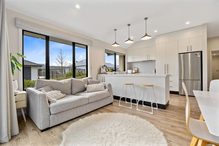 Photo of property in 12 Thomas Way, Brightwater, 7022