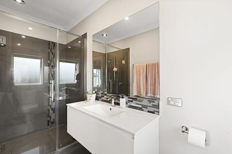 Photo of property in 24 Petersburg Drive, Flagstaff, Hamilton, 3210