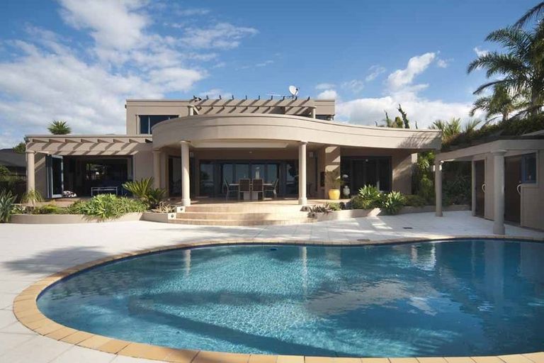 Photo of property in 104 Bramley Drive, Farm Cove, Auckland, 2012