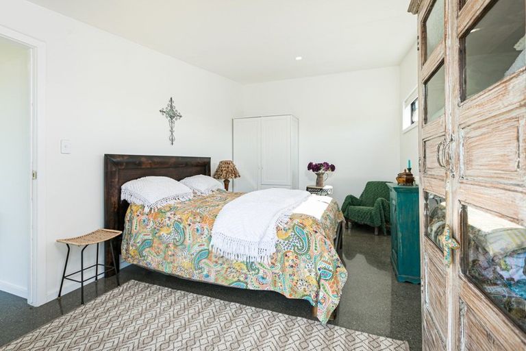 Photo of property in 20 White Road, Otane, 4202