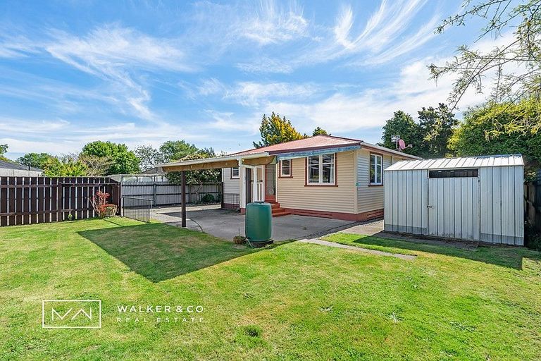 Photo of property in 1/4 Tui Grove, Elderslea, Upper Hutt, 5018