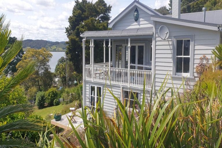 Photo of property in 14 Maning Street, Kohukohu, 0491