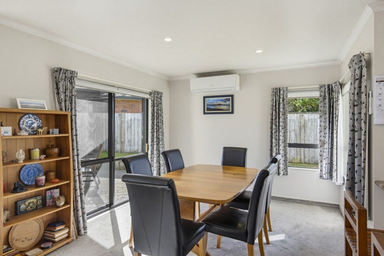 Photo of property in 14 Sunburst Court, Paraparaumu Beach, Paraparaumu, 5032