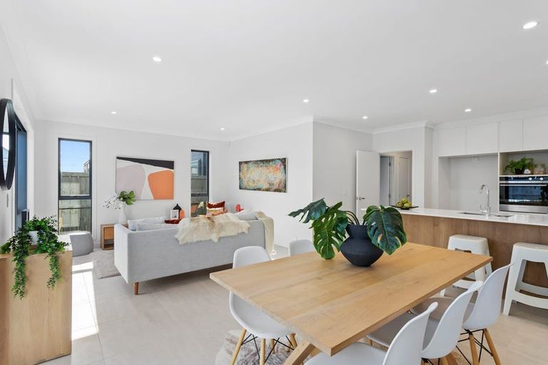 Photo of property in 75 Nganui Avenue, Takanini, 2112