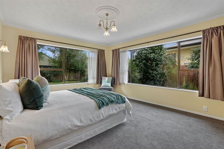 Photo of property in 83 Waratah Street, Avondale, Christchurch, 8061