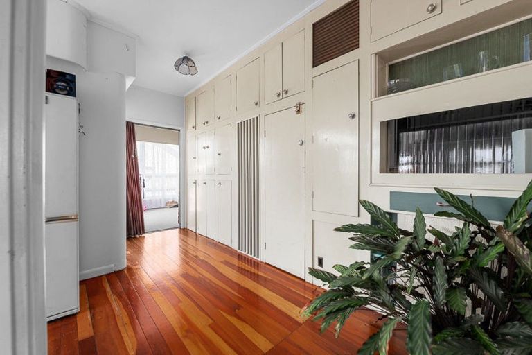 Photo of property in 64 Galloway Street, Hamilton East, Hamilton, 3216