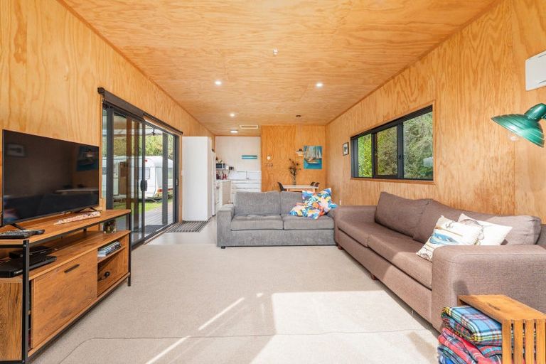 Photo of property in 106a Horongaherehere Row, Te Rerenga, Coromandel, 3582