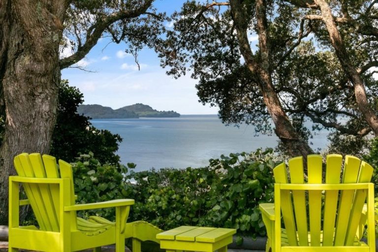 Photo of property in 18 Moana Drive, Tanners Point, Katikati, 3177