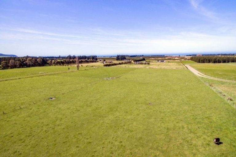 Photo of property in 146 Double Corner Road, Amberley, 7481