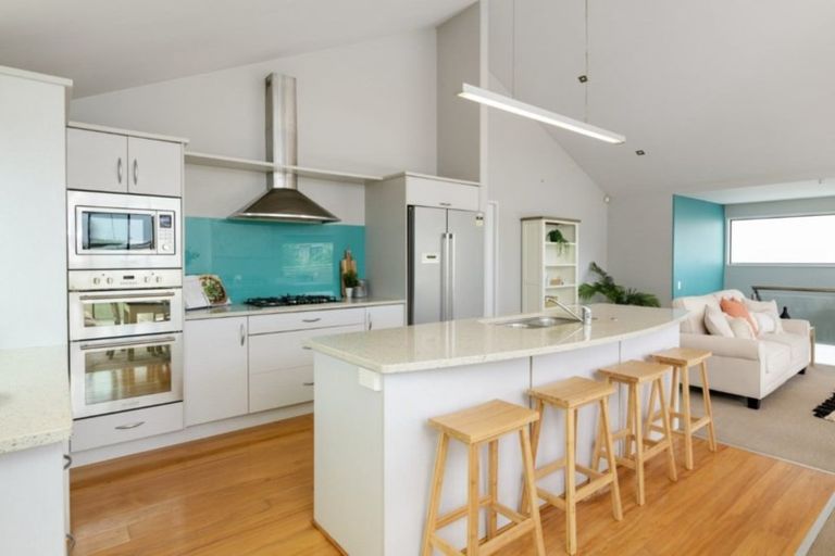 Photo of property in 918b Papamoa Beach Road, Papamoa Beach, Papamoa, 3118