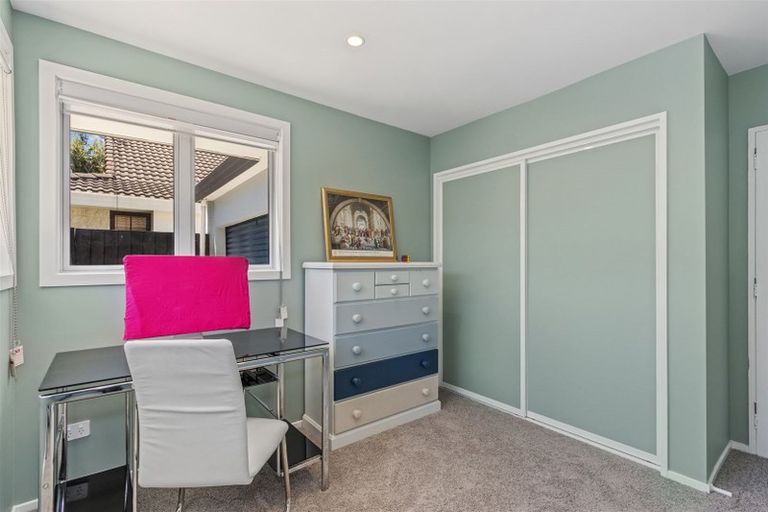 Photo of property in 4 Stirling Street, Merivale, Christchurch, 8014