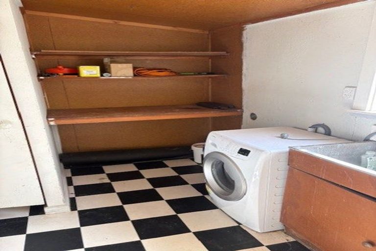 Photo of property in 211 Grant Road, Thorndon, Wellington, 6011