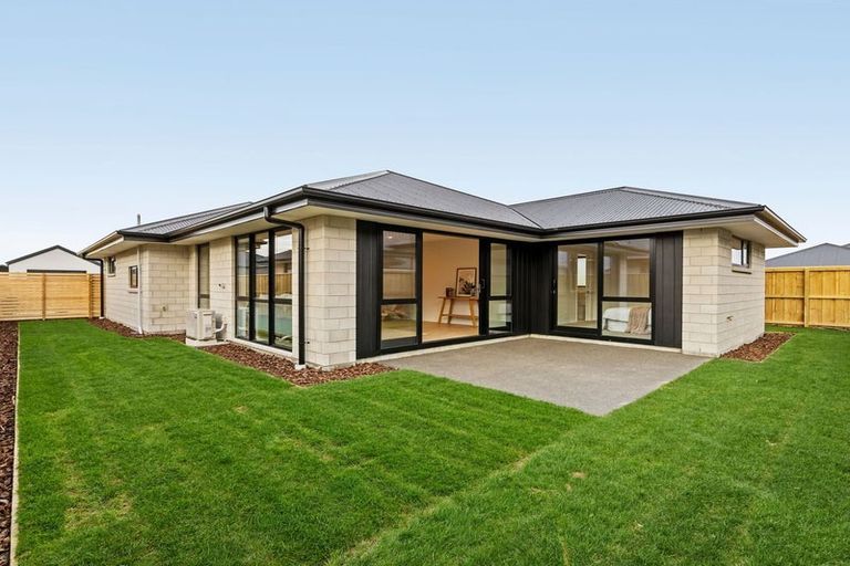 Photo of property in 20 Kite Street, Rolleston, 7614