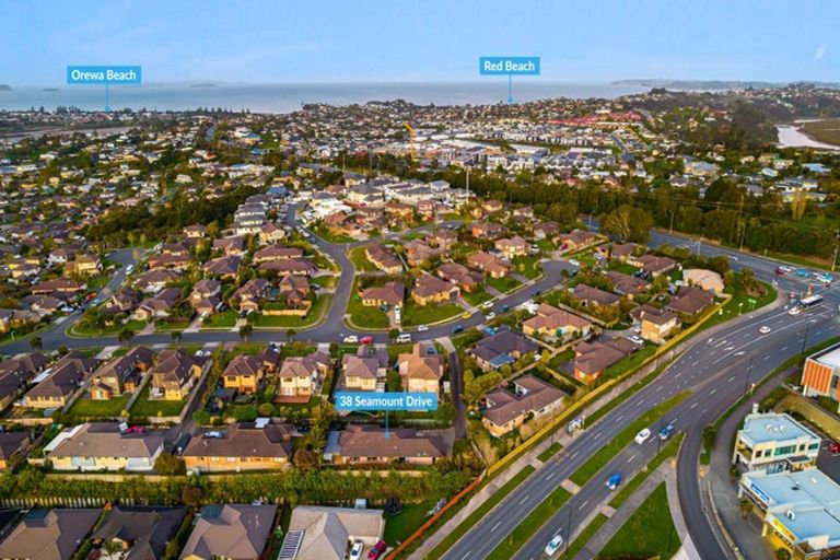 Photo of property in 38 Seamount Drive, Red Beach, 0932