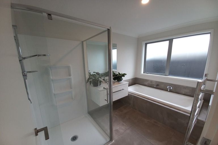 Photo of property in 7 Carronade Street, Papamoa Beach, Papamoa, 3118