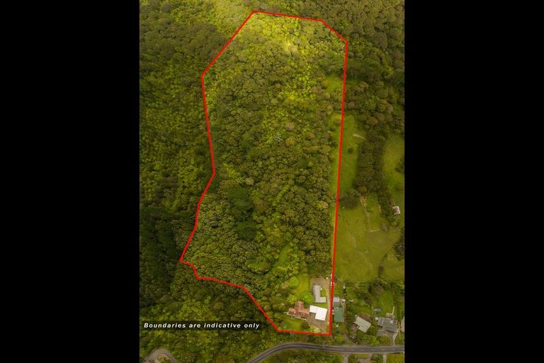 Photo of property in 283 Forest Road, Waiatarua, Auckland, 0612
