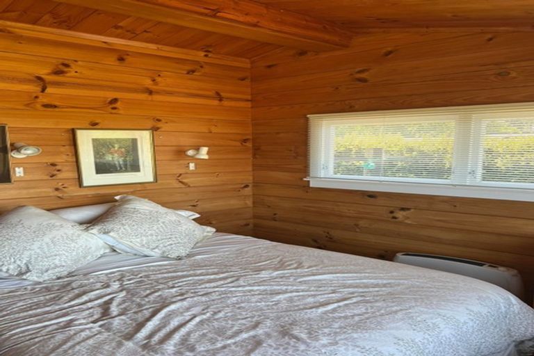 Photo of property in 12 Nisbet Terrace, Kinloch, Taupo, 3377