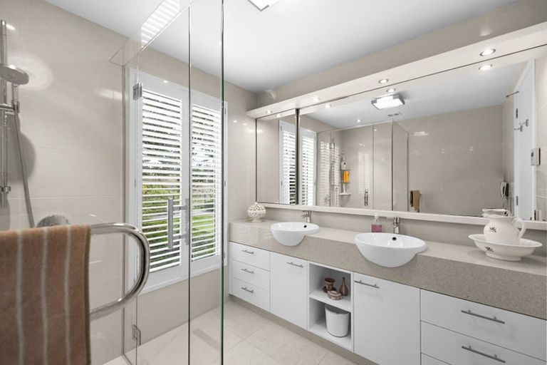 Photo of property in 4 Le Quesnoy Place, Cambridge, 3434