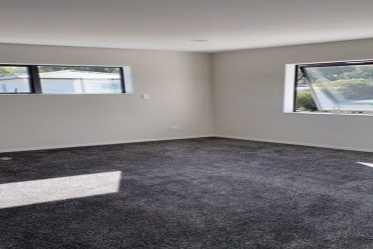 Photo of property in 10 Han Court, Glen Eden, Auckland, 0602