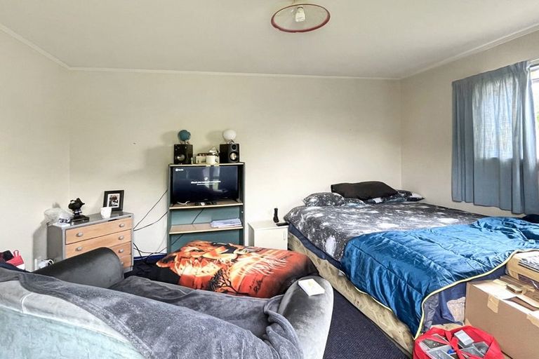 Photo of property in 55 Birmingham Street, Takaro, Palmerston North, 4412