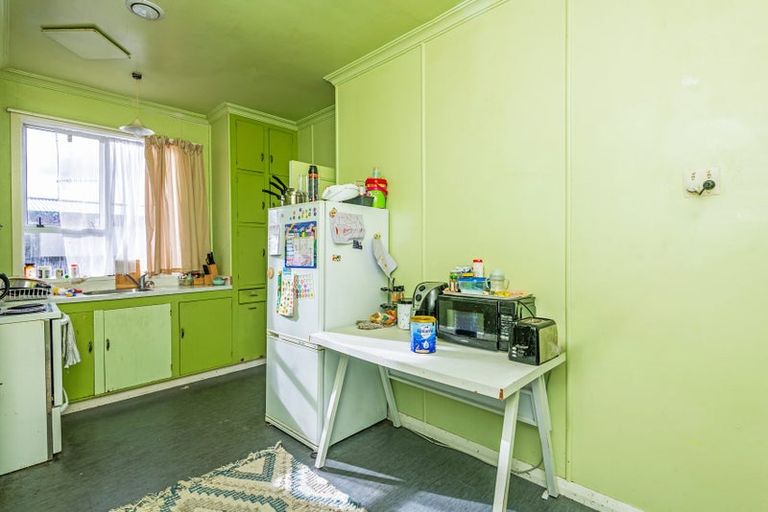 Photo of property in 9b Worcester Street, West End, Palmerston North, 4410